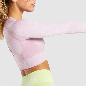 Gymshark, sᴍᴀʟʟ, Flex Sports Long Sleeve Crop Top in  "Light Purple Marl".